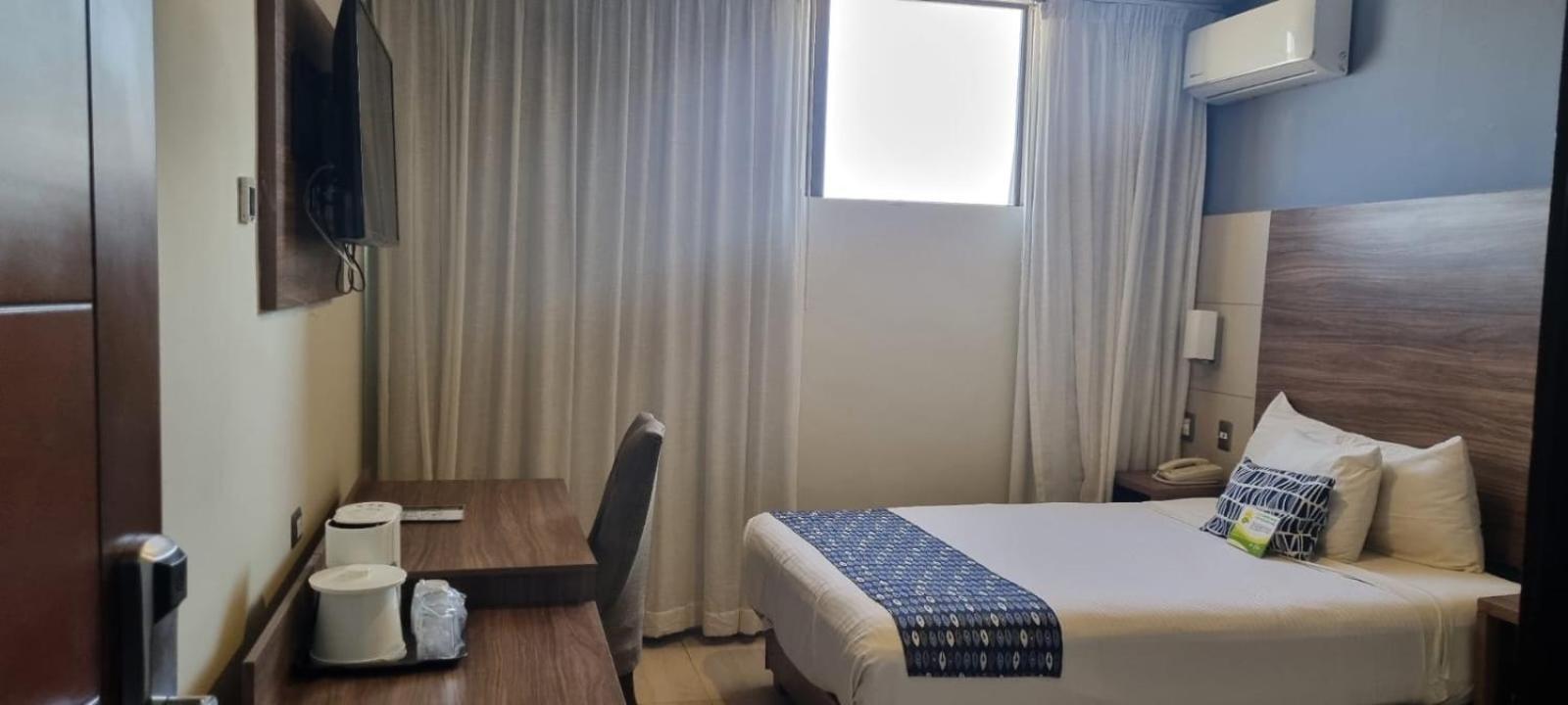 Ocean View Beach Hotel มาซาตลัน ภายนอก รูปภาพ